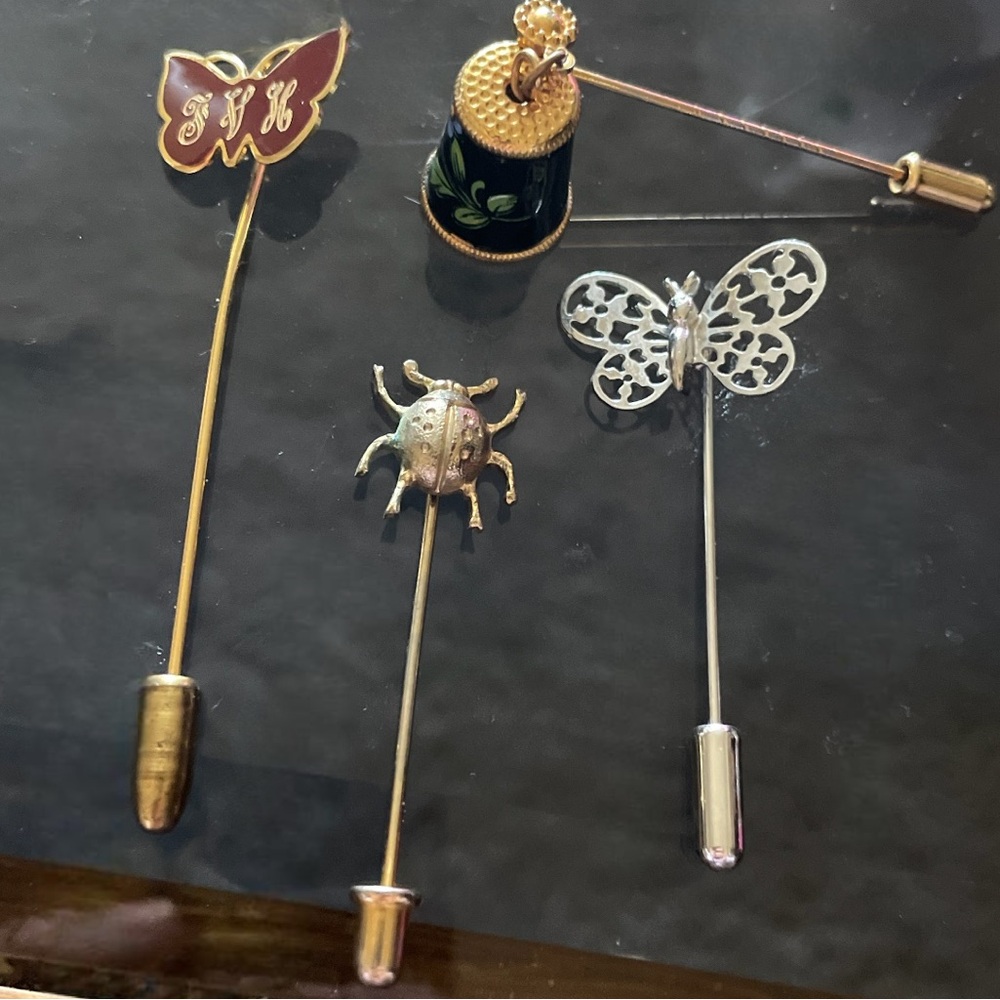 4 Elegant Vintage, Estate Sale Brooch Set